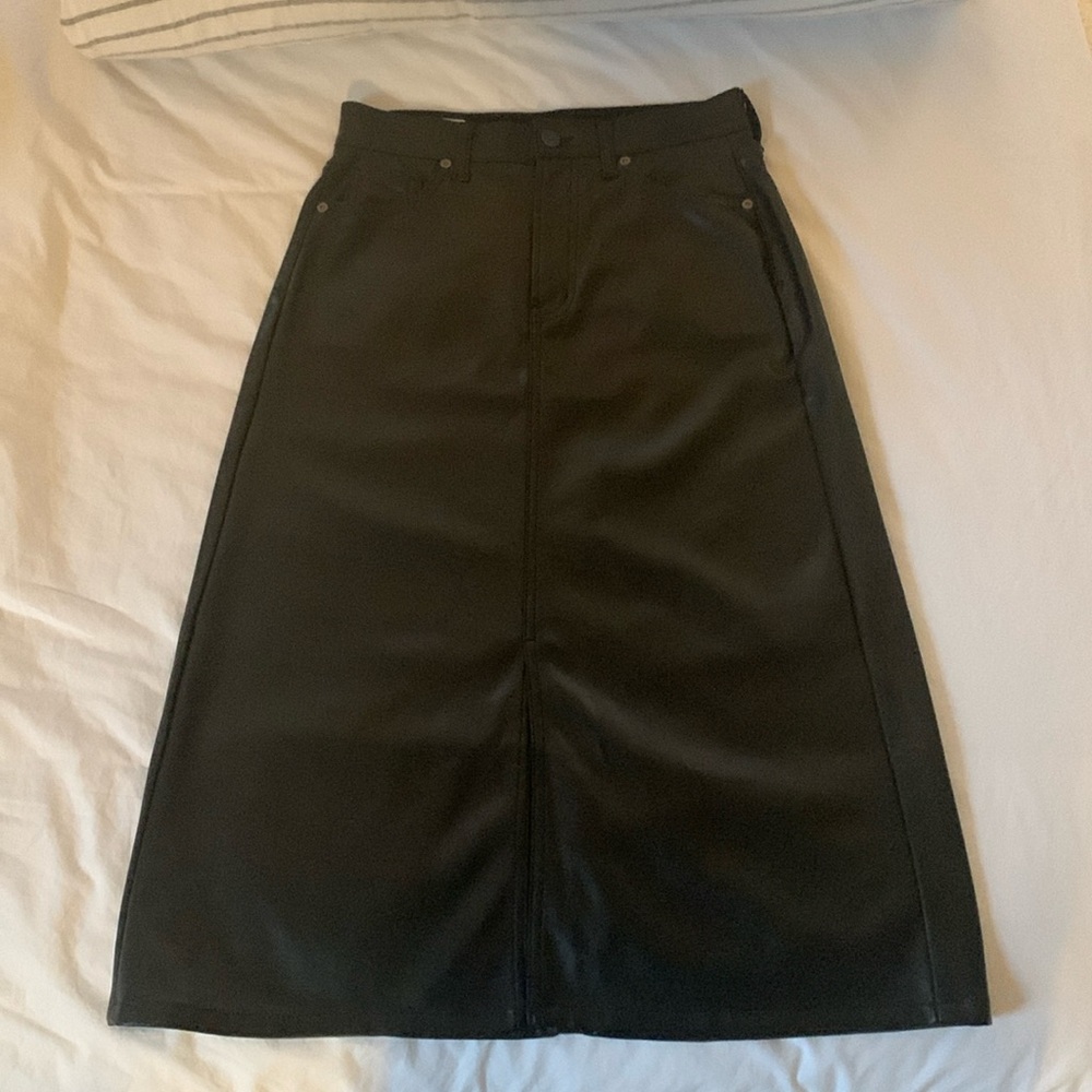 Gap Vegan leather midi skirt